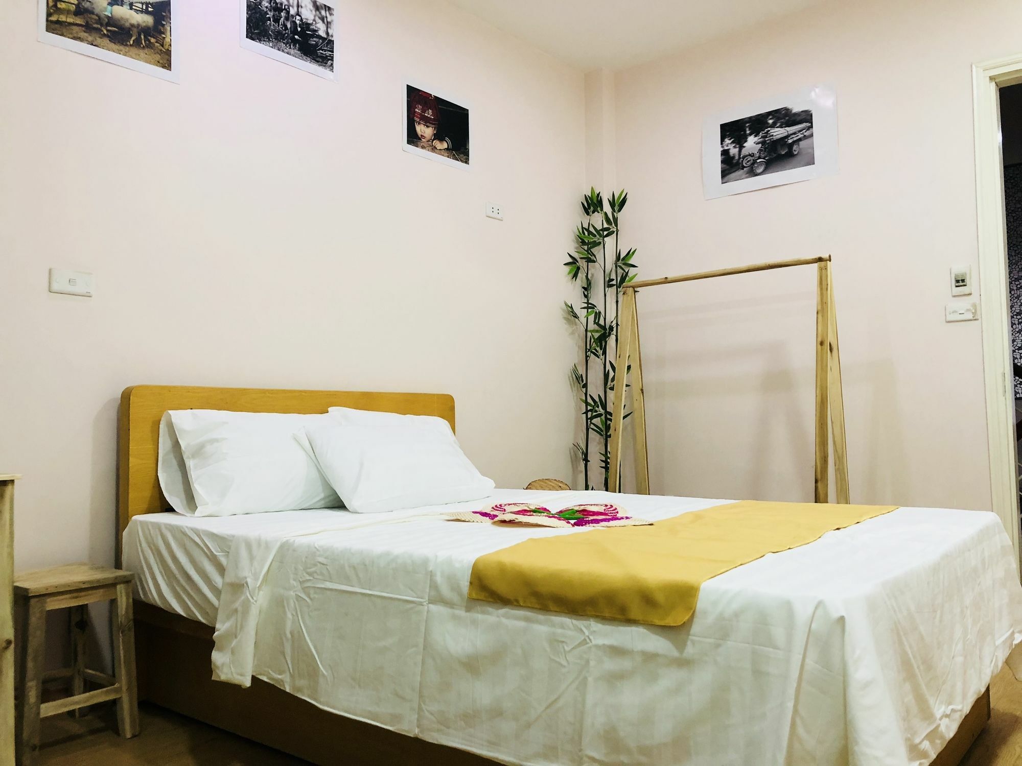 Hola Homestay ハノイ市 エクステリア 写真